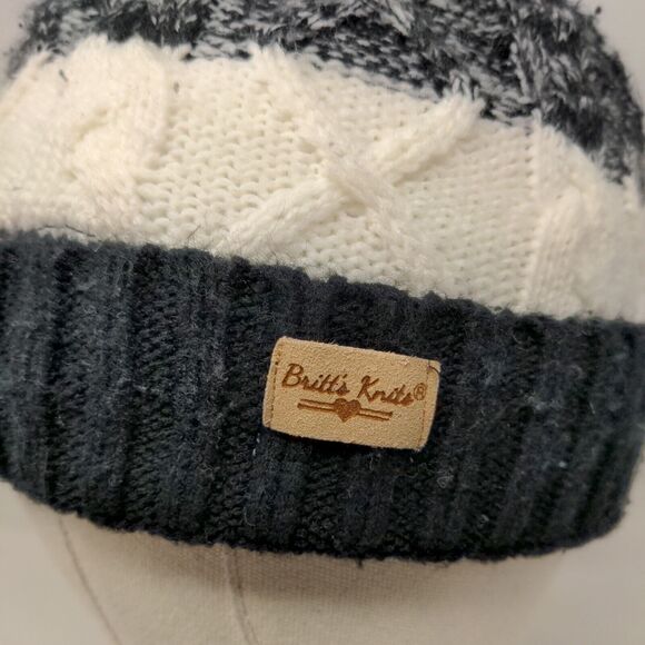 Britt's Knits Beanie Hat Multicolor One Size Stretch Hand Knitted Pom Pom - Picture 6 of 9